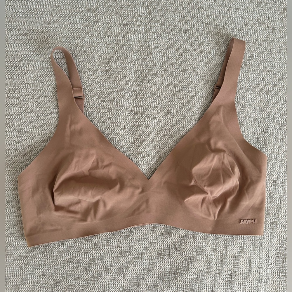 Skims Naked Plunge Bra - Sienna size small